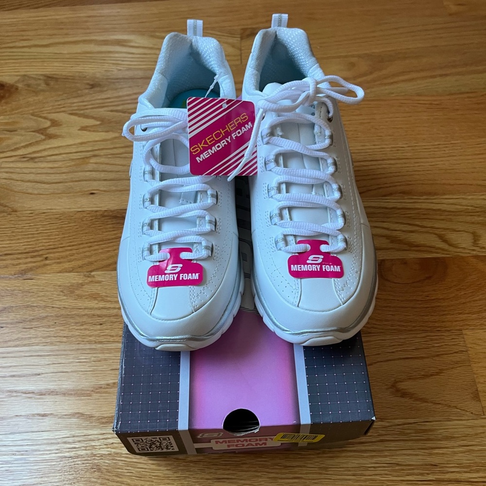 Skechers Elite Size 7